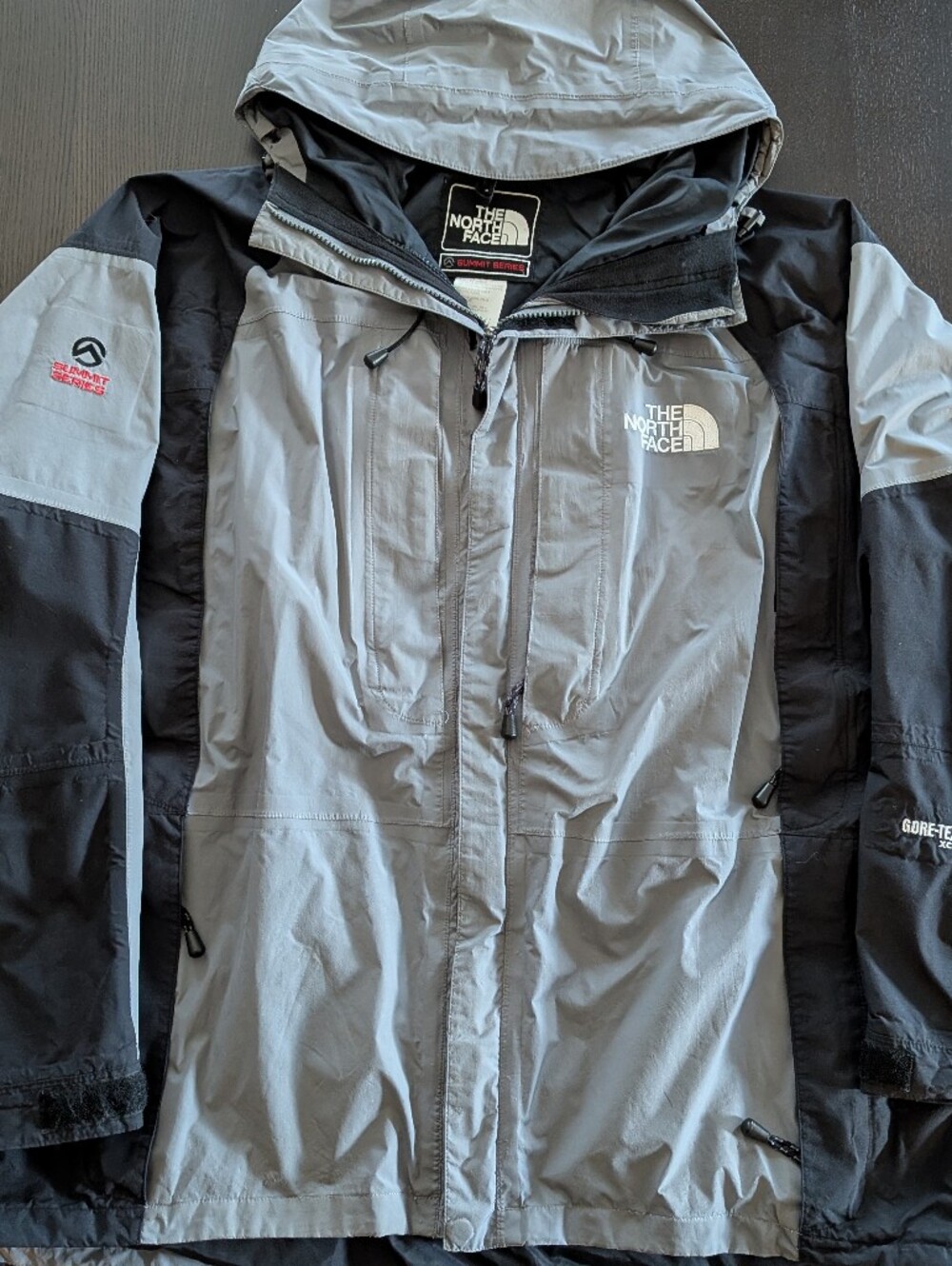 The North Face Summit Series Gore-Tex XCR Jacket Mens XL Grey Black Y2K Vintage